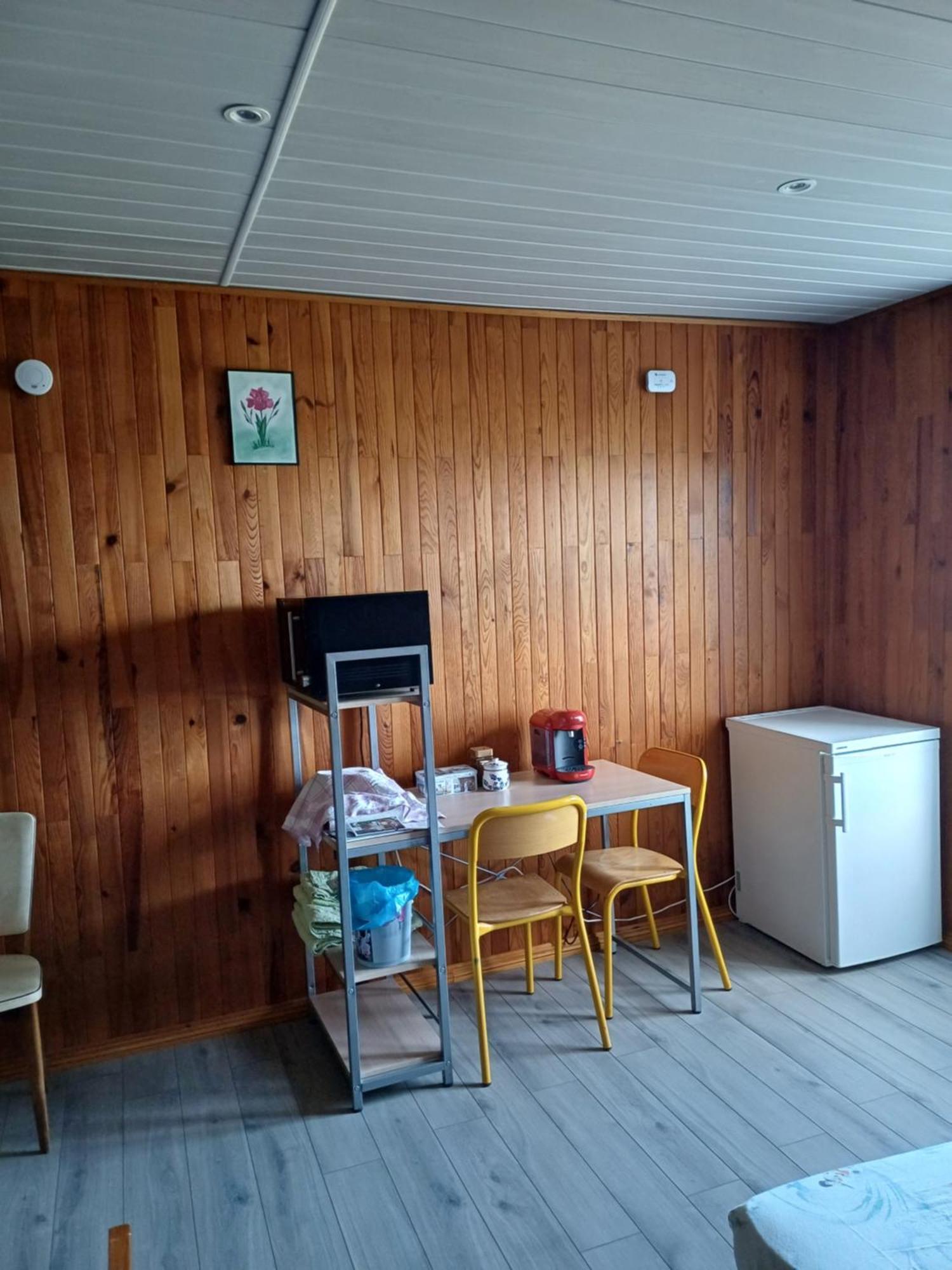 Le Pouyet Apartment Saint-Lattier Exterior photo